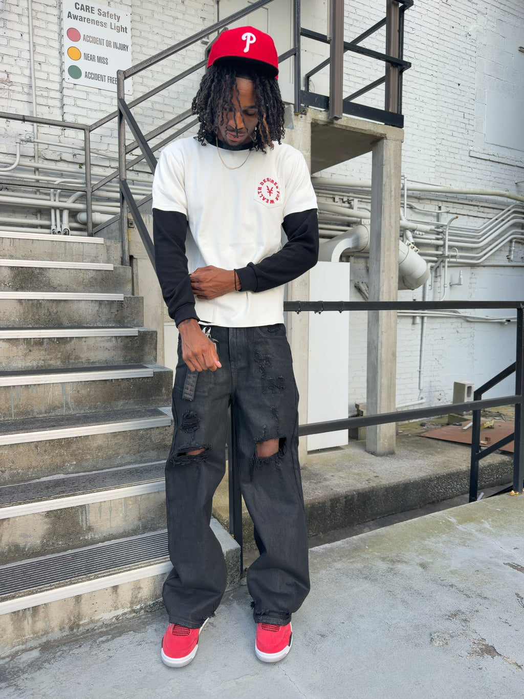 “D.F.W” DOUBLE LAYERED TEE